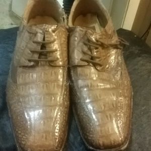Mens size 10 1/ 2 dress shoes